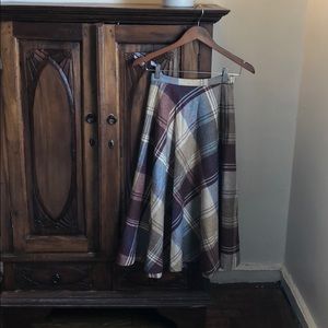Moving sale * Vintage wool skirt